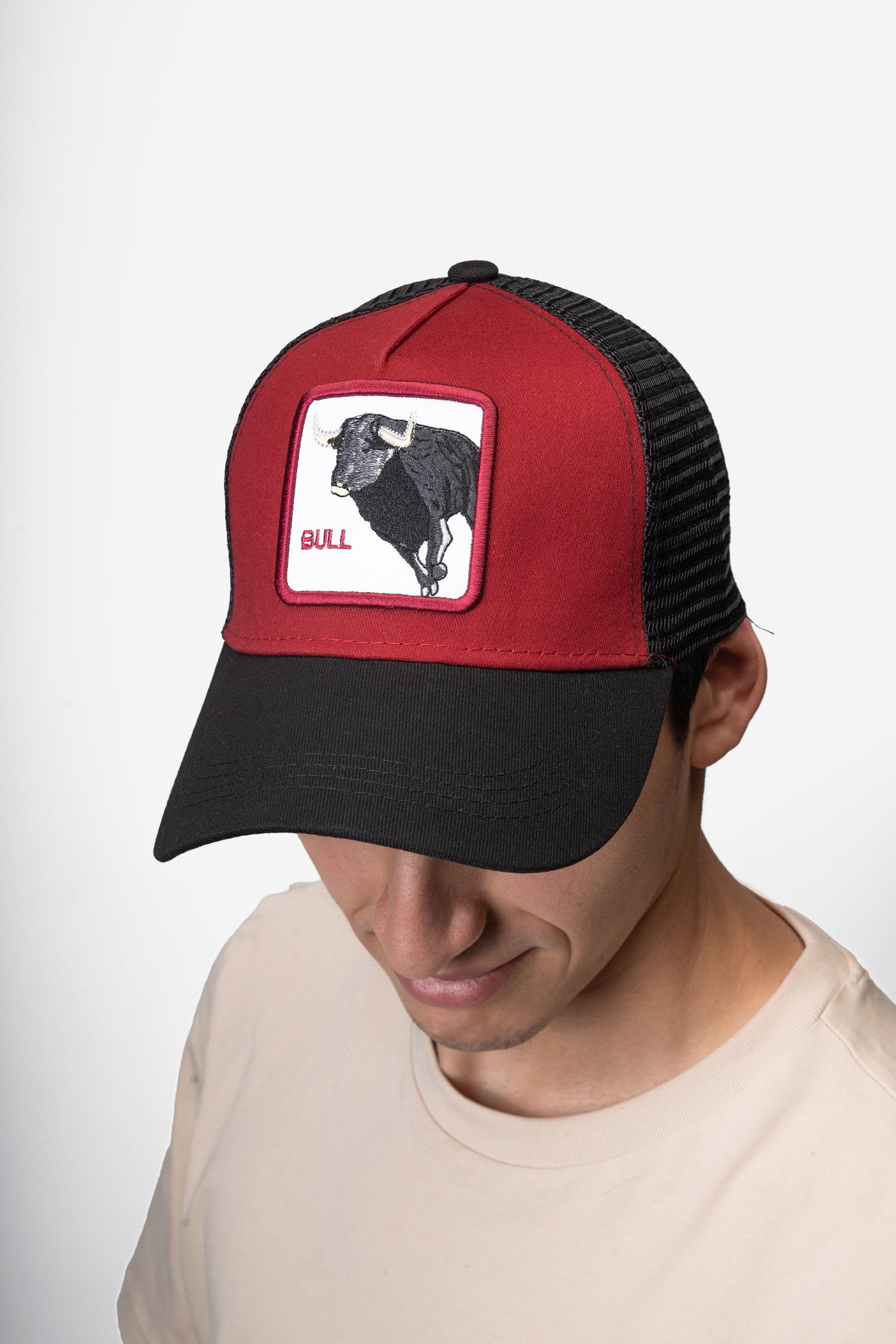 Gorra Toro Rojo Negro Chinitown Chinitown